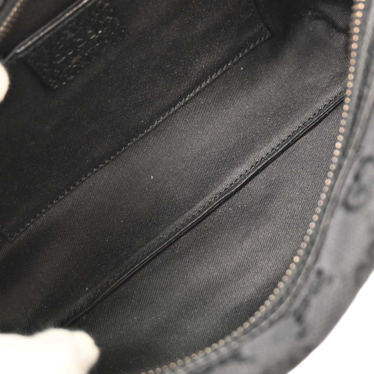 Gucci Black GG Handbag - Image 8