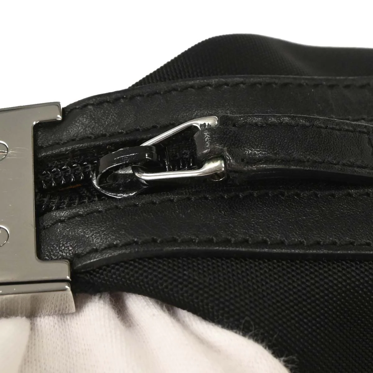 Gucci Black Nylon Hobo Shoulder Bag - Image 7
