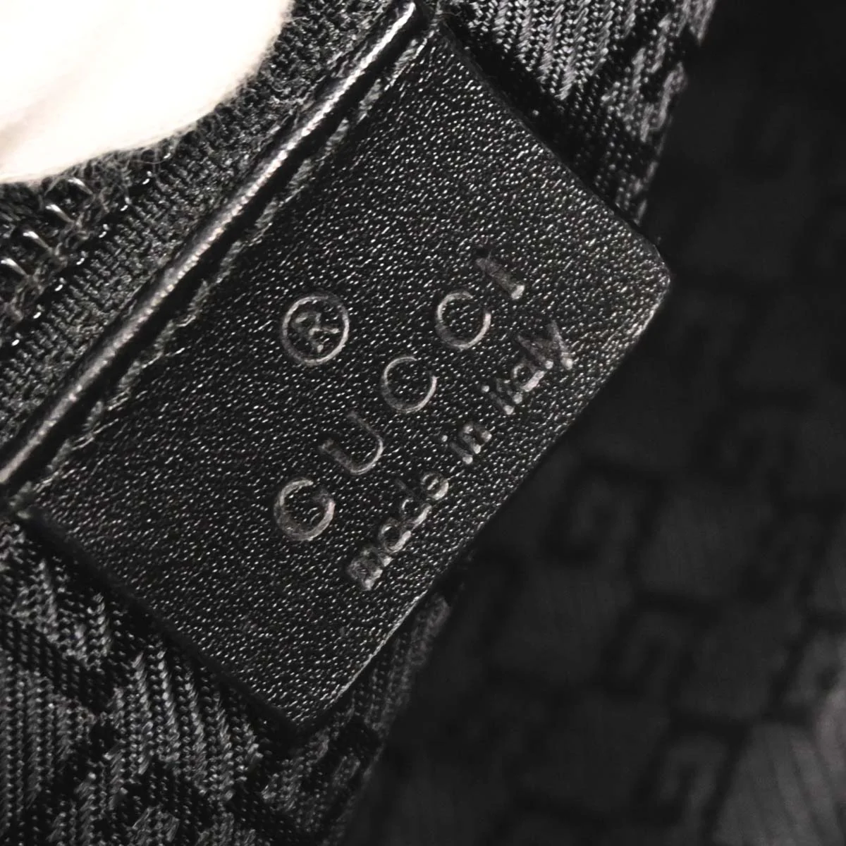 Gucci Black Nylon Hobo Shoulder Bag - Image 9