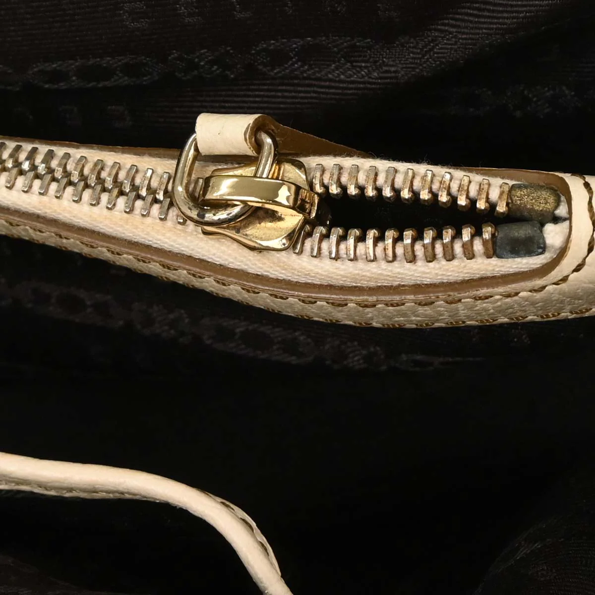 Celine * Brown Canvas Handbag - Image 10