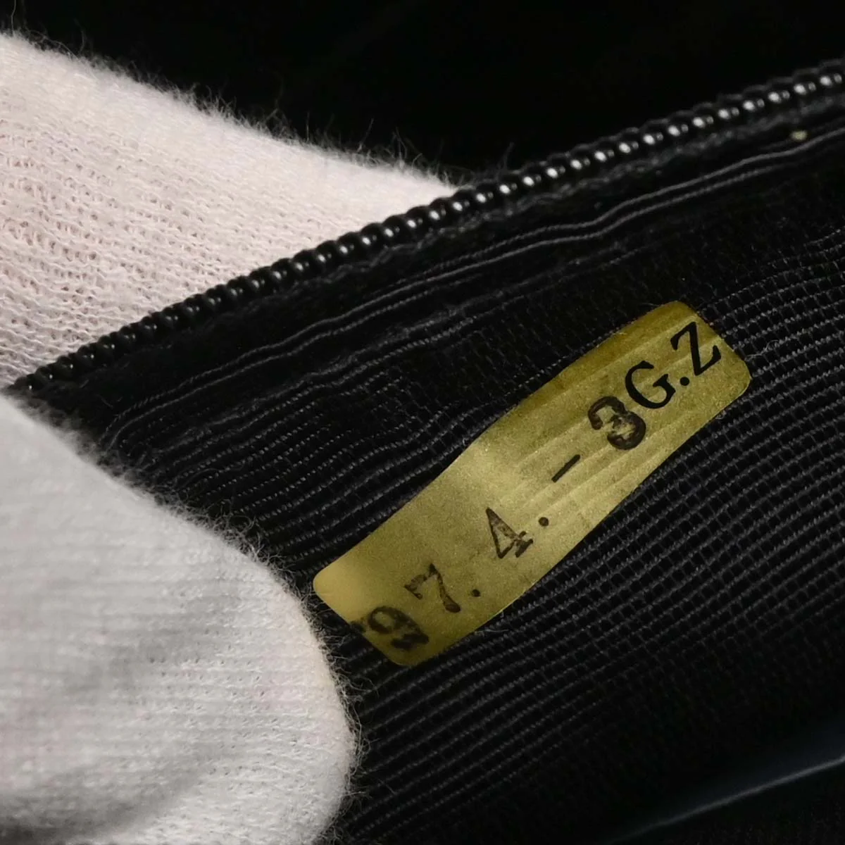 Chanel 1996-1997 Black Canvas Handbag - Image 9