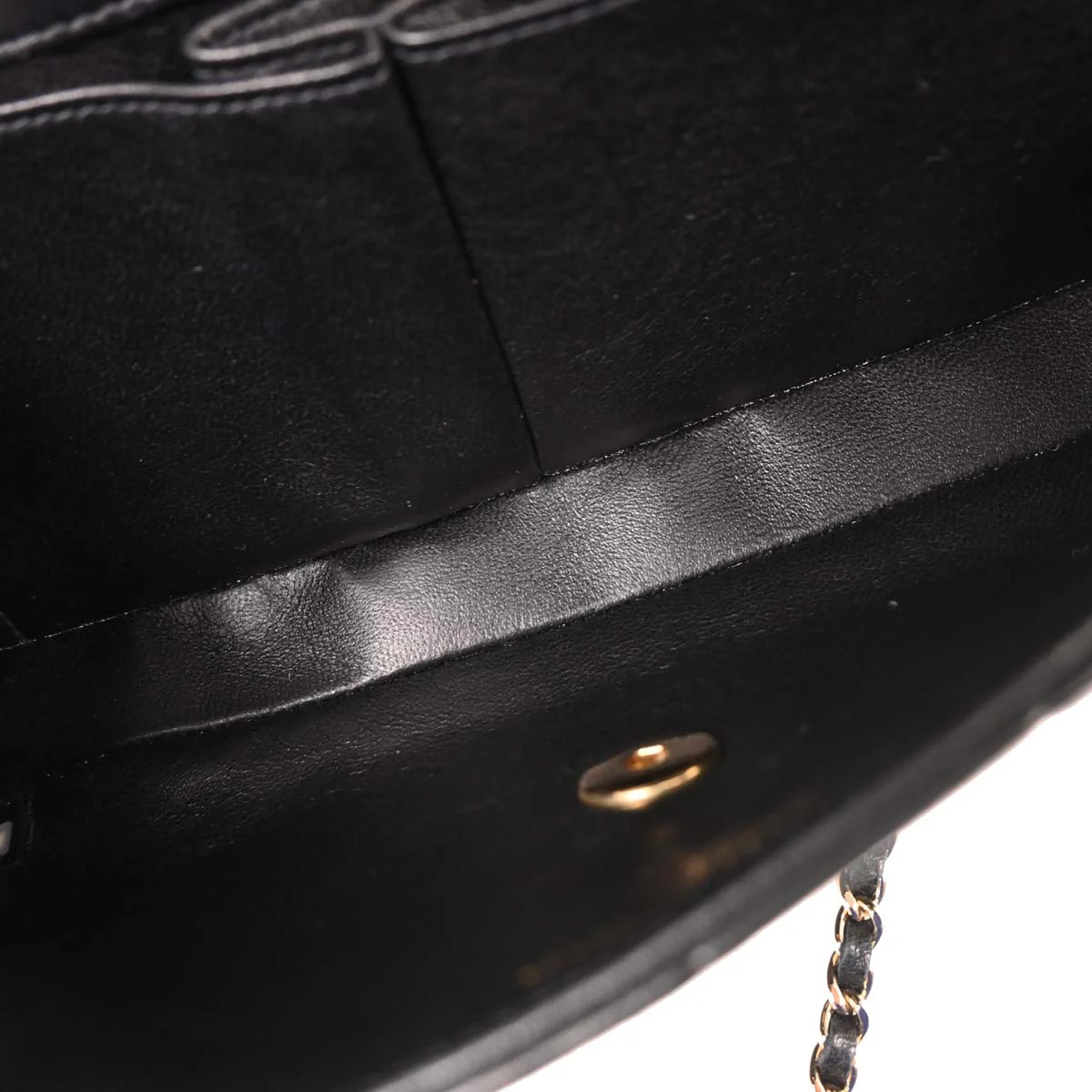Chanel 2005-2006 Black Lambskin East West Choco Bar Shoulder Bag - Image 7