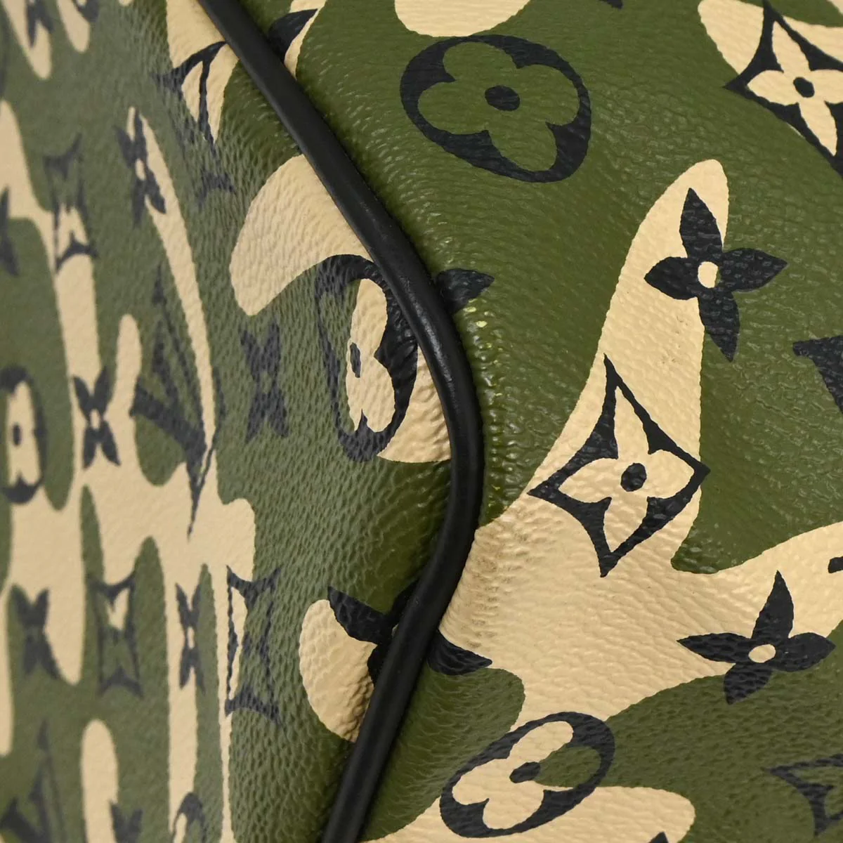 Louis Vuitton Green Monogramouflage Speedy 35 Handbag M95773 - Image 5