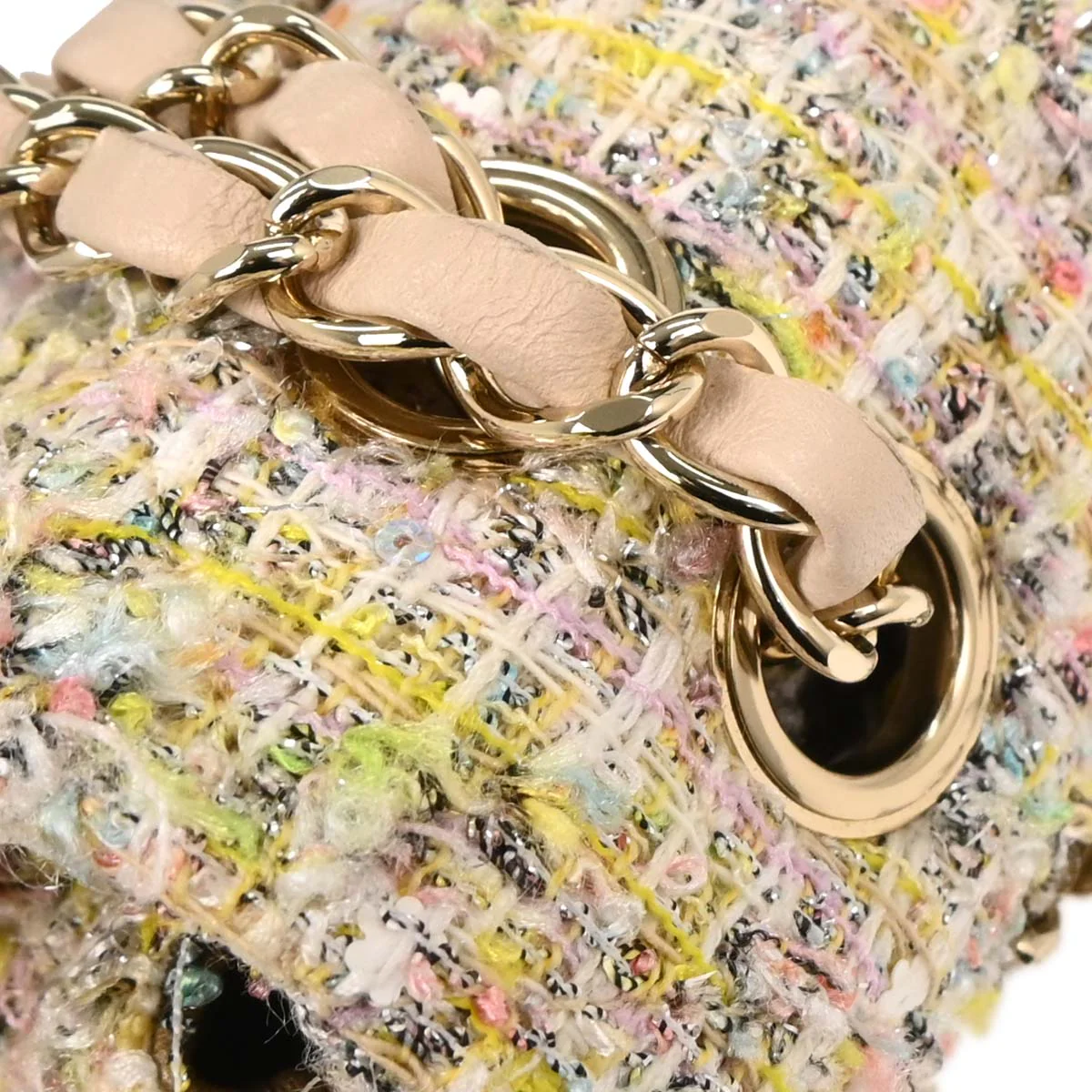 Chanel 2010-2011 Light Pink Tweed 2.55 Medium Classic Double Flap Shoulder Bag - Image 5