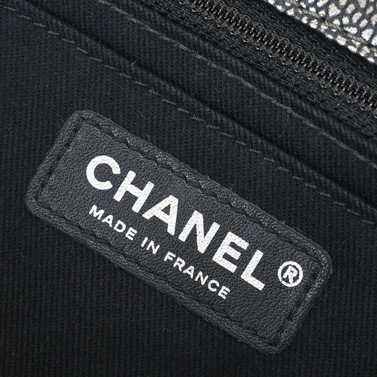 Chanel 2010-2011 Gray Caviar Full Flap Chain Shoulder Bag - Image 9