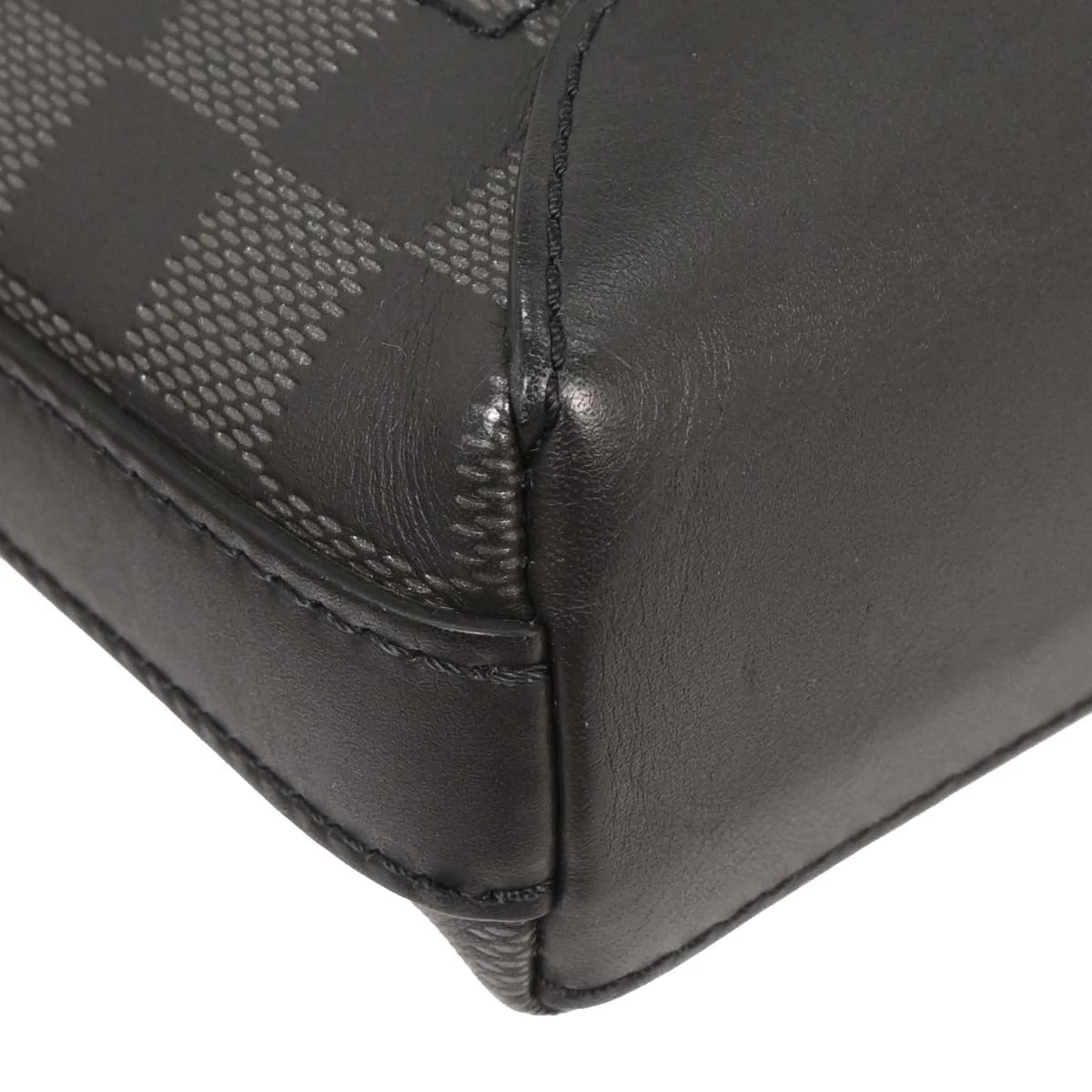 Louis Vuitton Damier Infini Discovery Messenger BB Shoulder N42418 - Image 5