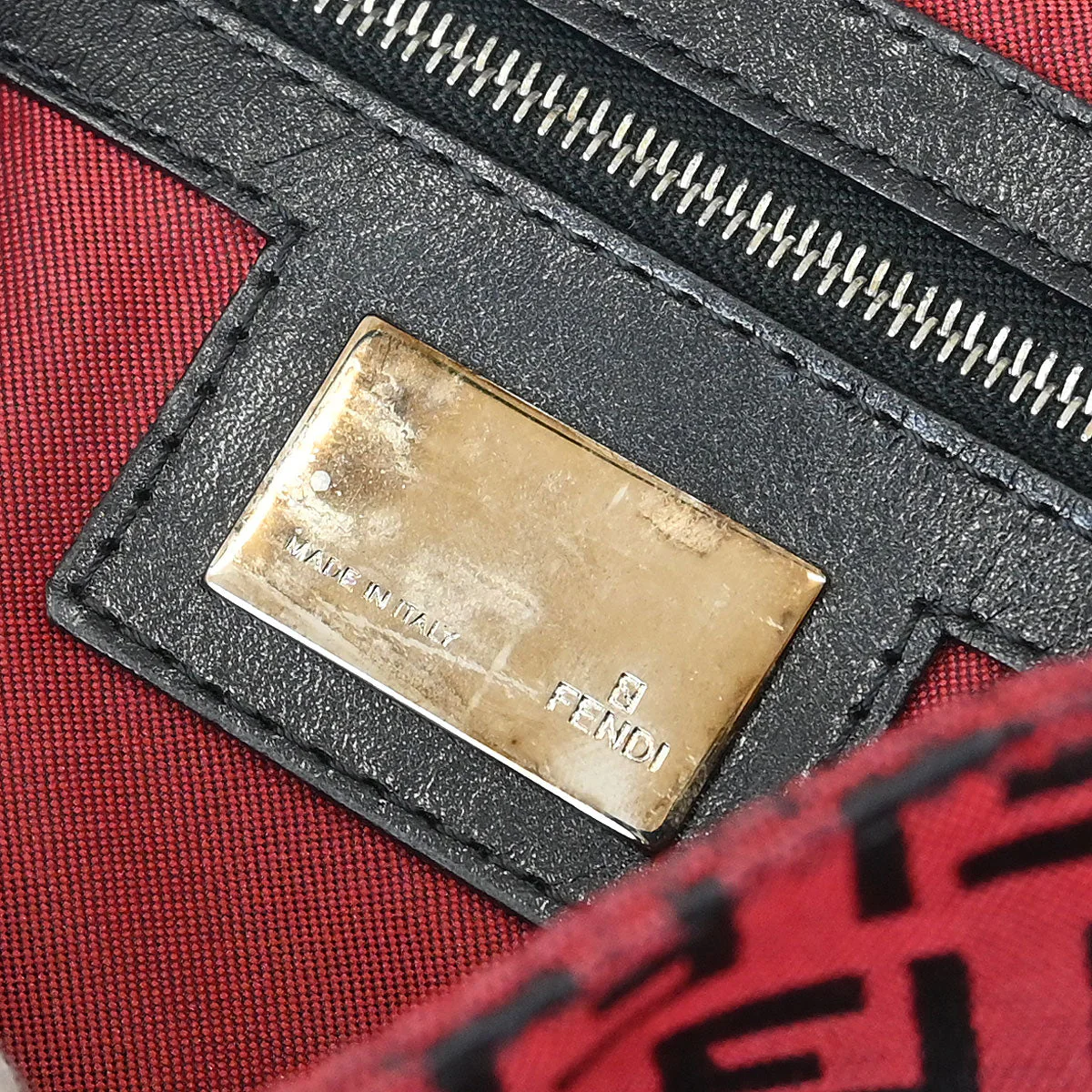 Fendi Red Zucchino Baguette Handbag - Image 9