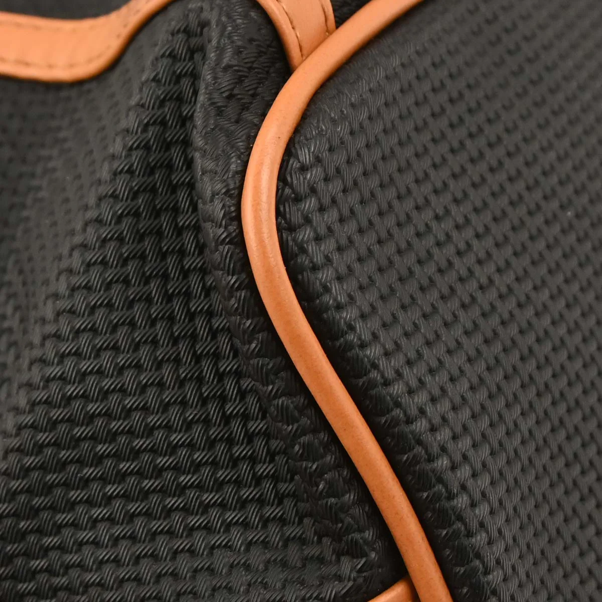 Yves Saint Laurent Black Canvas Shoulder Bag - Image 4