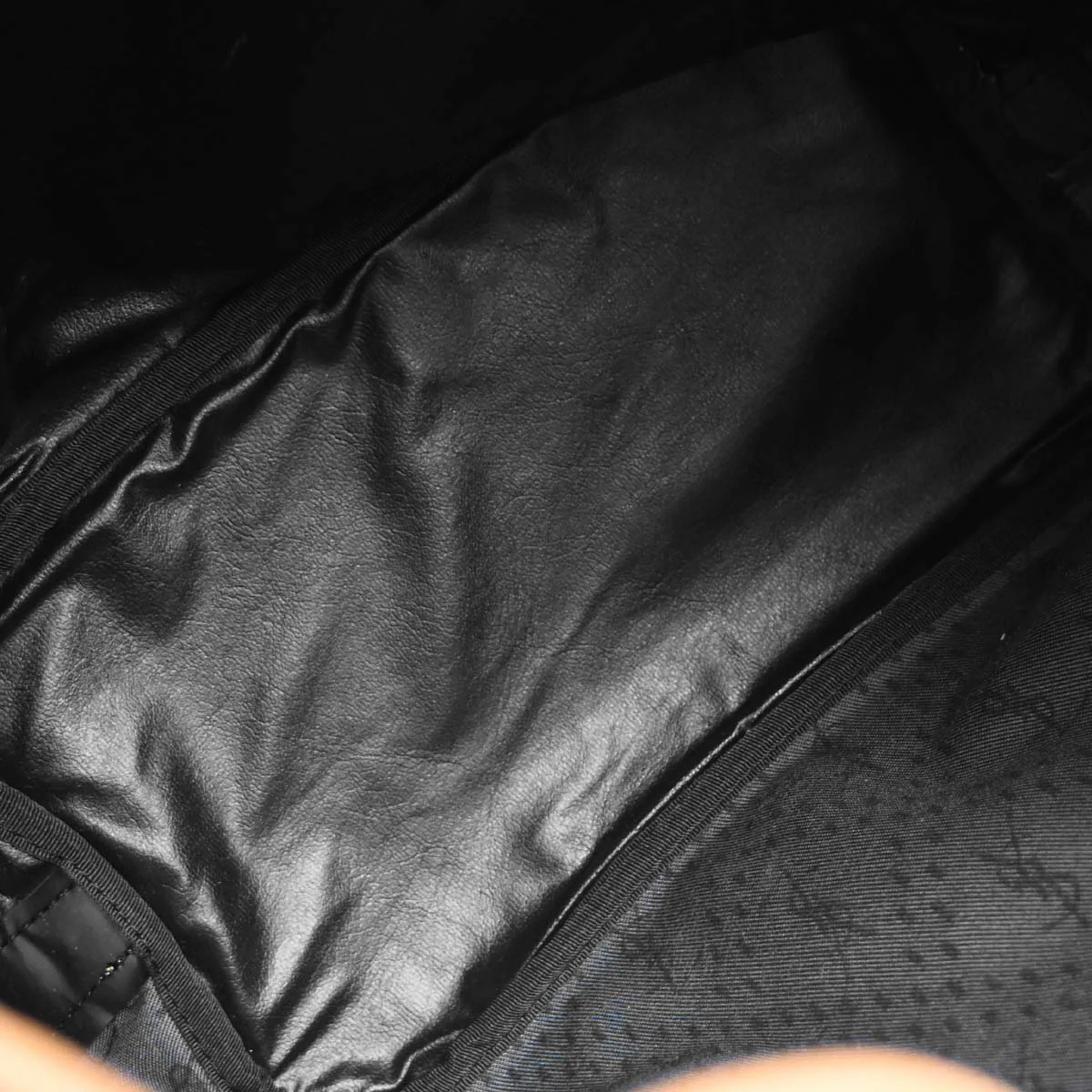 Yves Saint Laurent Black Canvas Shoulder Bag - Image 9
