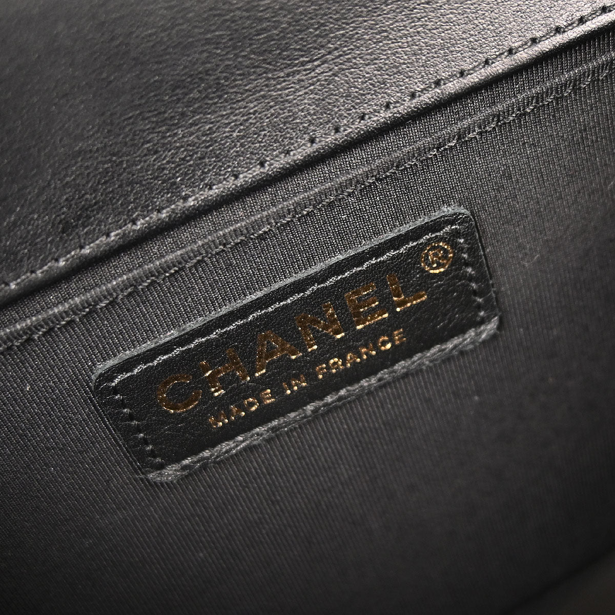 Boy Chanel 2019 Black Lambskin Chevron Medium Shoulder Bag - Image 9