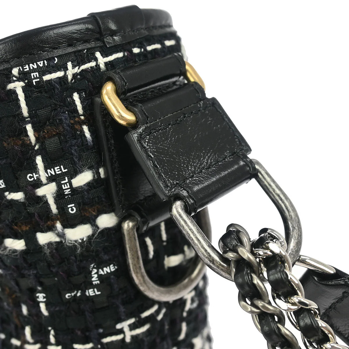 Chanel 2018-2019 Black Tweed Calfskin Large Gabrielle Shoulder Bag - Image 4