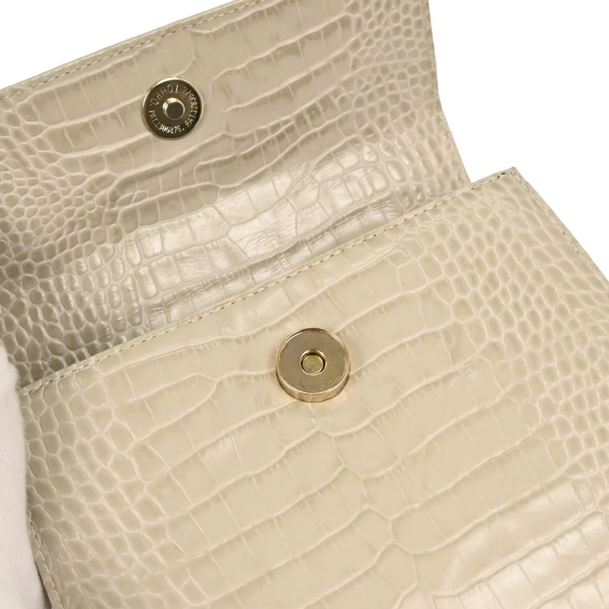 Yves Saint Laurent * Light Green Leather Handbag - Image 8