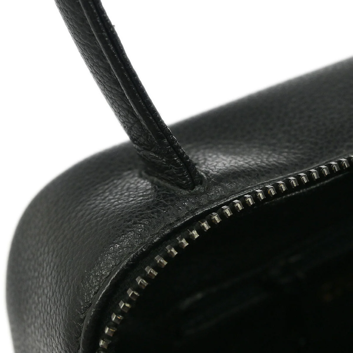 Chanel 1997-1999 Black Calfskin Handbag - Image 8