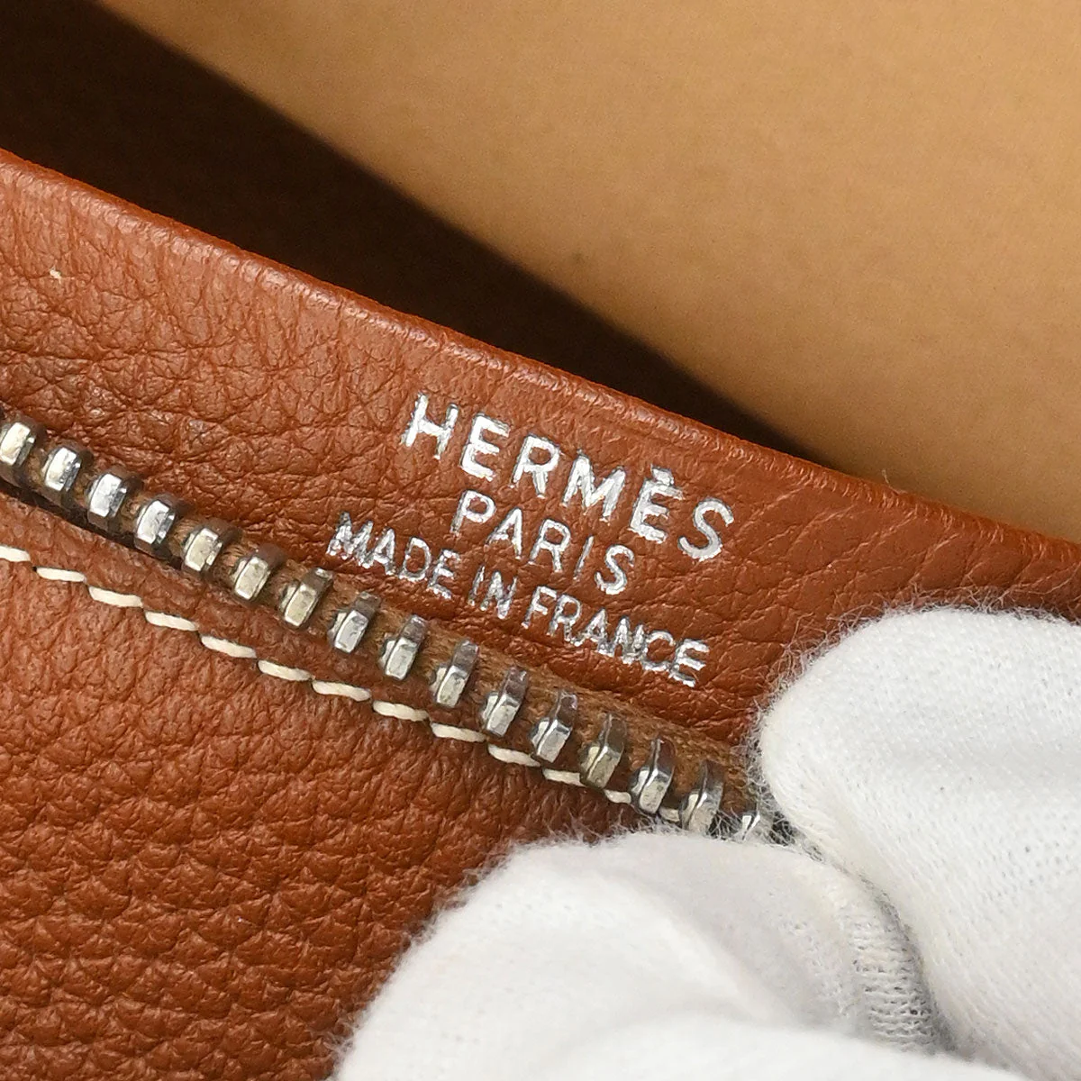Hermes Etrusque Taurillon Clemence Plume 45 Duffle Handbag - Image 10