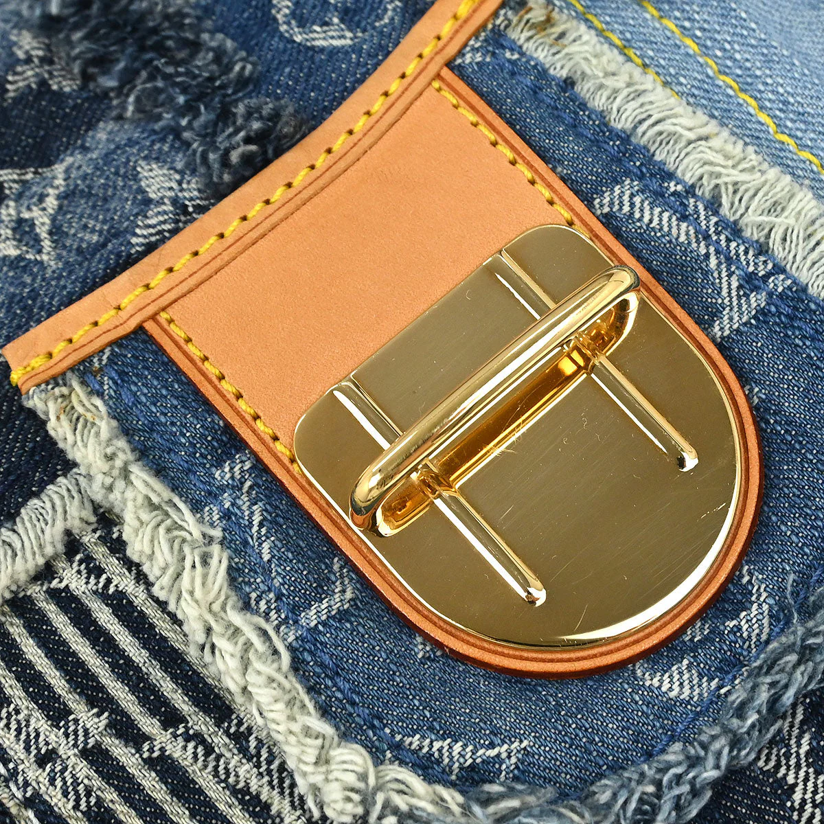 Louis Vuitton 2007 Monogram Denim Patchwork Postie 2way Handbag M95374 - Image 4