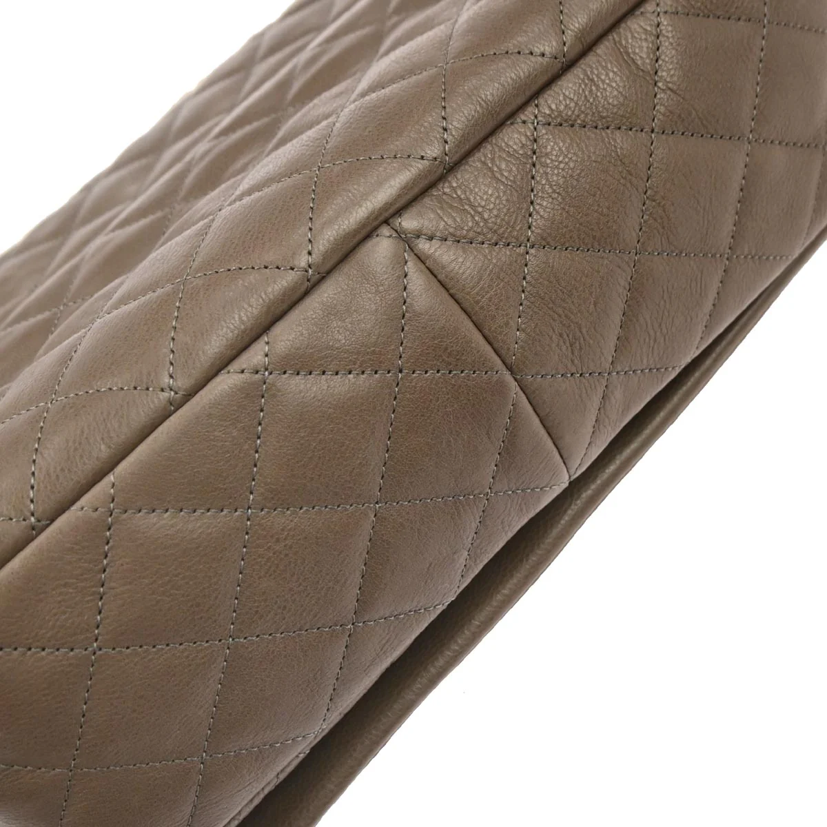 Chanel Brown Calfskin Paris-Byzance Istanbul Flap Bag Shoulder Bag - Image 4