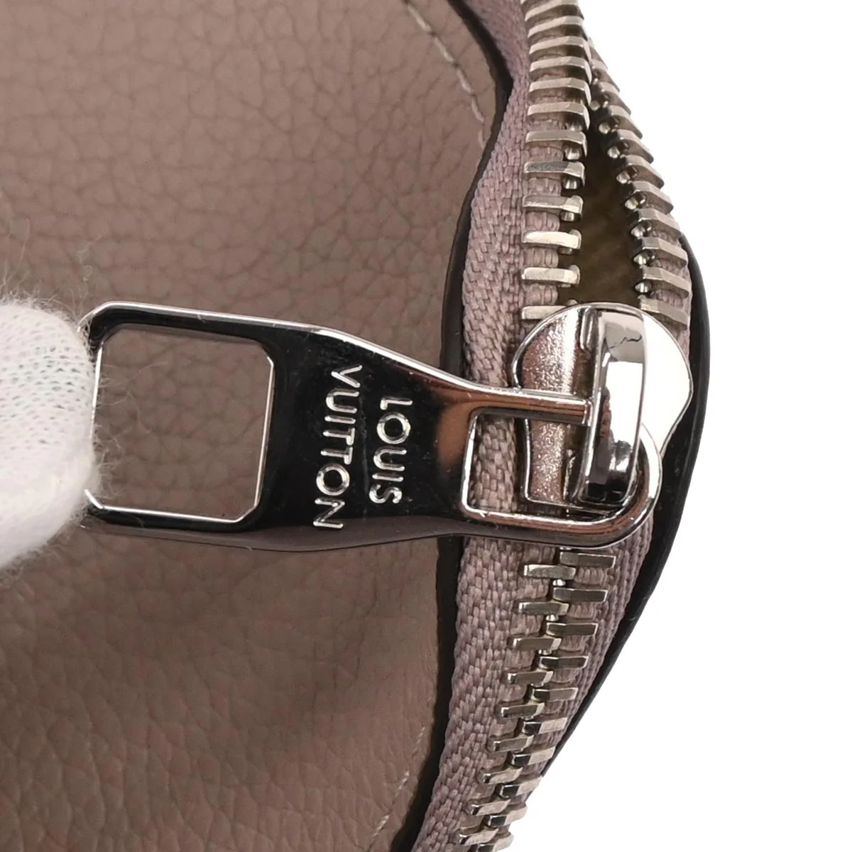 Louis Vuitton 2017 Gray Pochette Jules PM Clutch Bag R99760 - Image 6