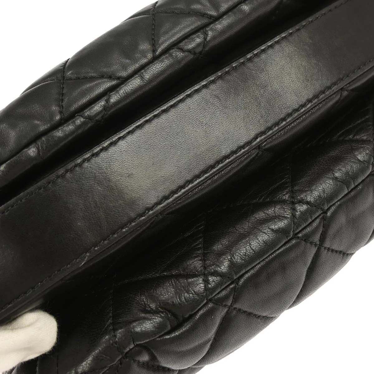 Chanel Black Lambskin Shoulder Bag - Image 3
