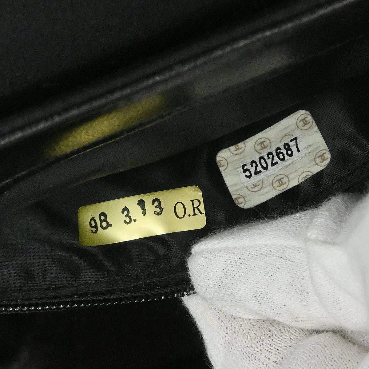 Chanel 1997-1999 Black Satin Handbag - Image 10