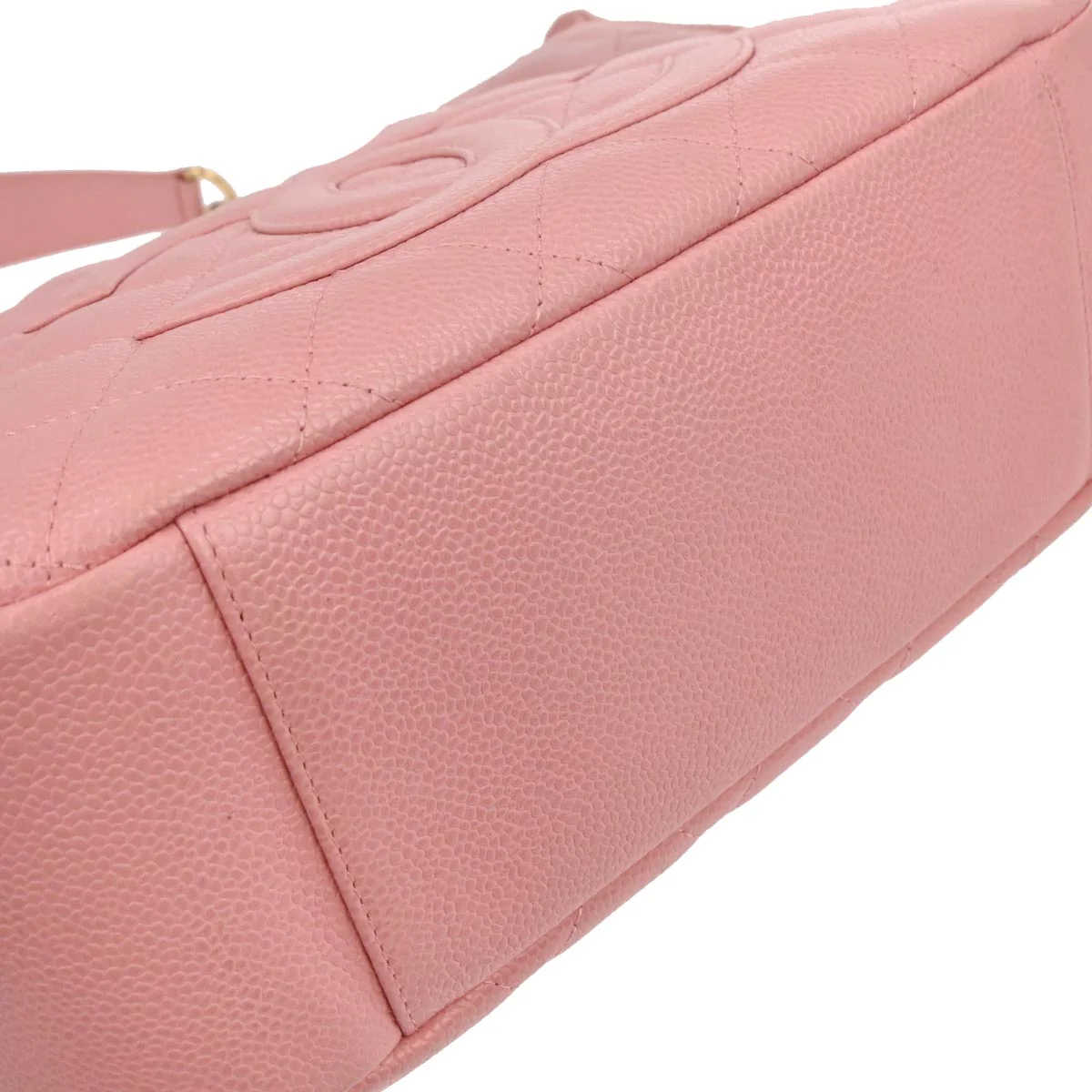 Chanel 2003-2004 Pink Caviar Skin Hobo Handbag - Image 6