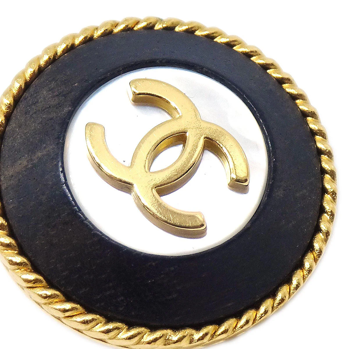 Chanel Costume Pearl Button Clip-On Earrings Gold 95A - Image 2