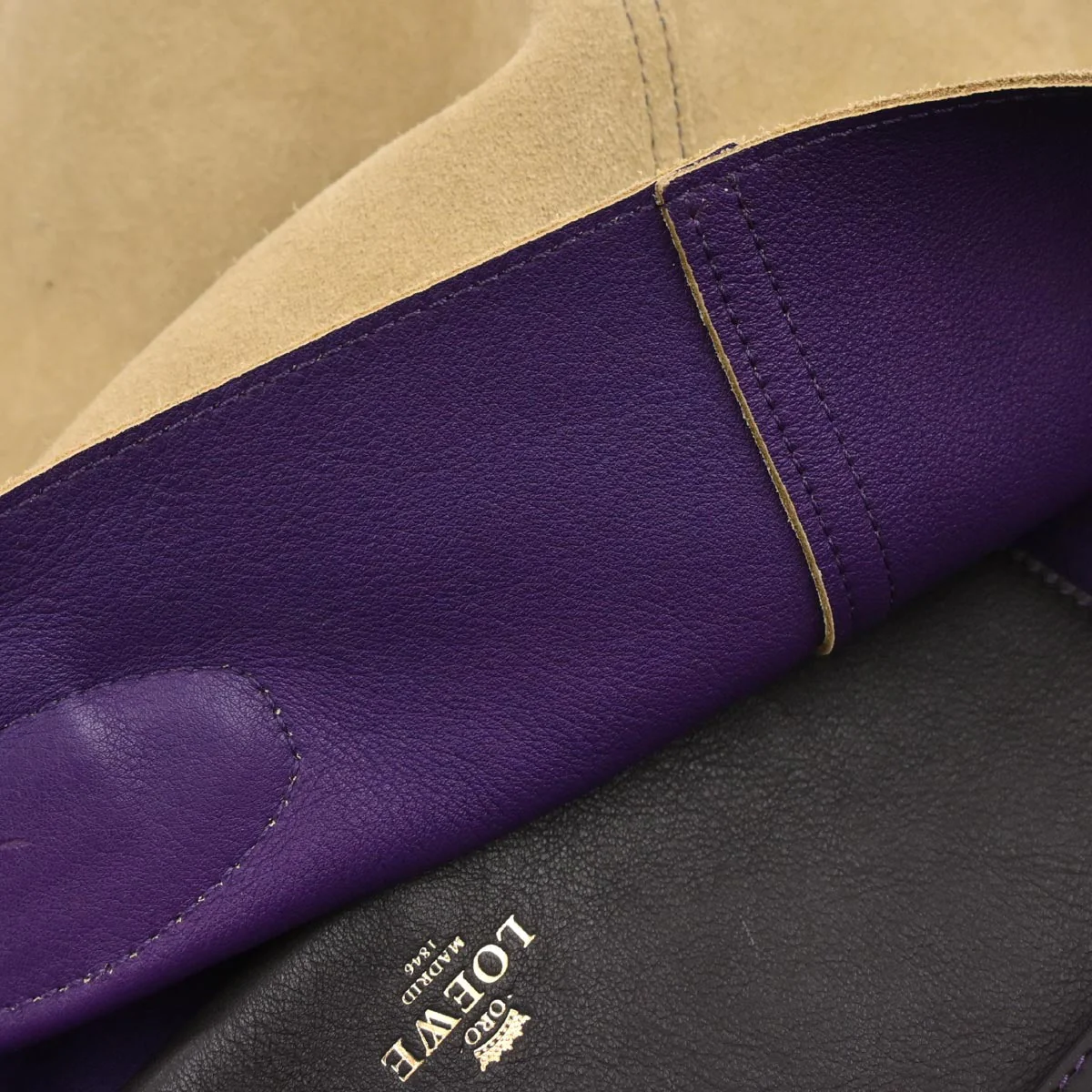 Loewe Beige Suede Leo Tote Bag - Image 9