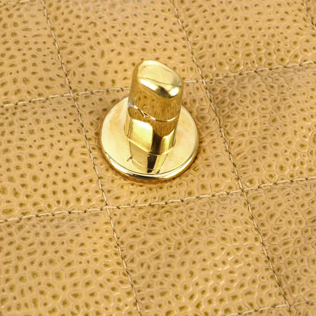 Chanel 2001-2003 Beige Caviar Medium Classic Double Flap Bag - Image 8