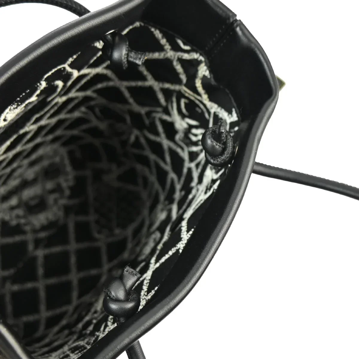 Chanel 2008-2009 Black Calfskin Essential Tote Bag - Image 6