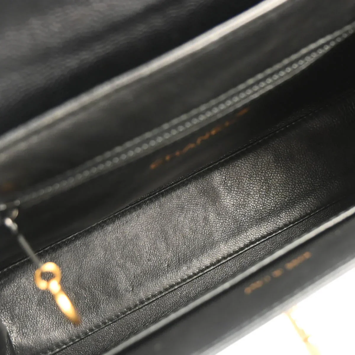 Chanel 1997-1999 Black Caviar Handbag - Image 9