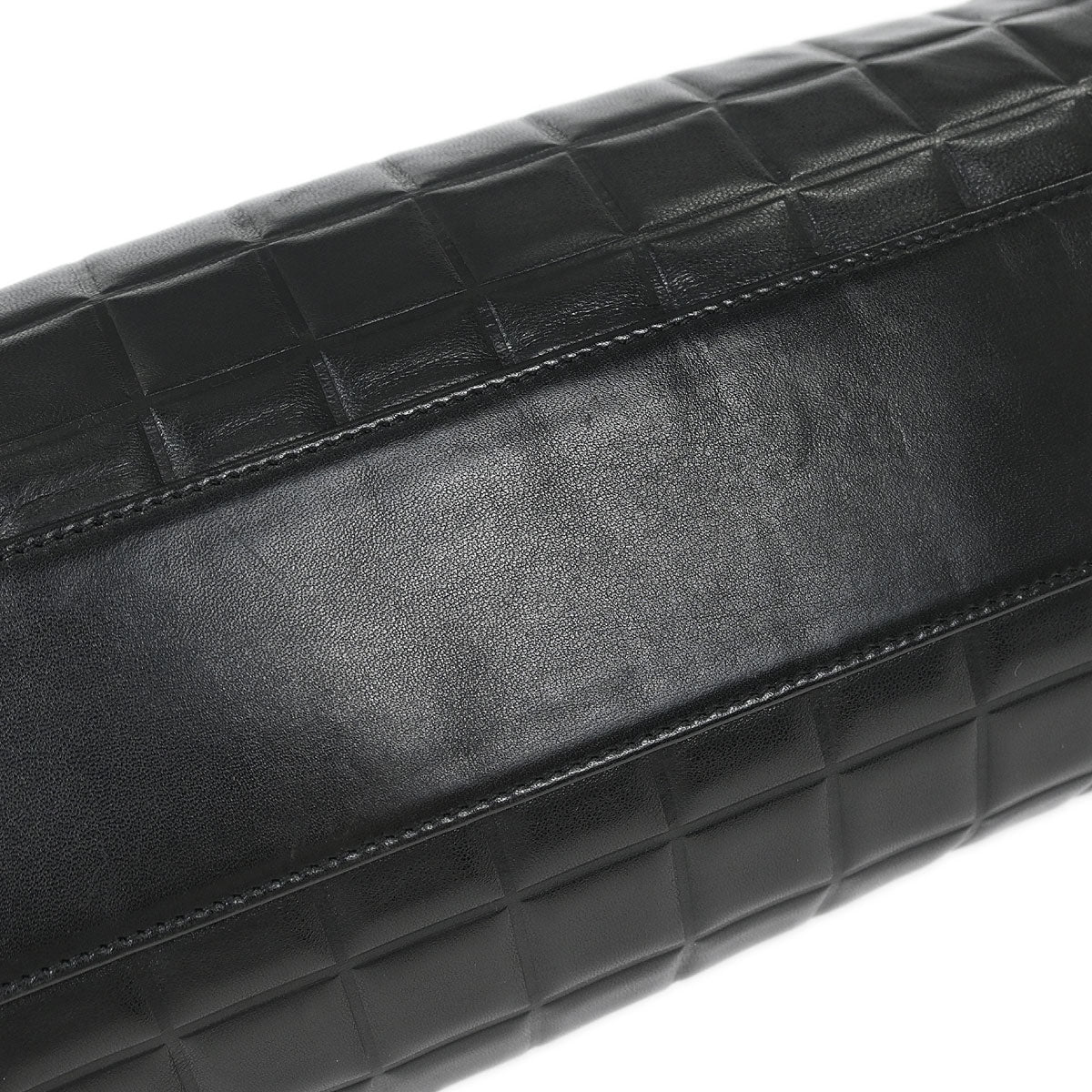 Chanel Black Lambskin Choco Bar Handbag - Image 3