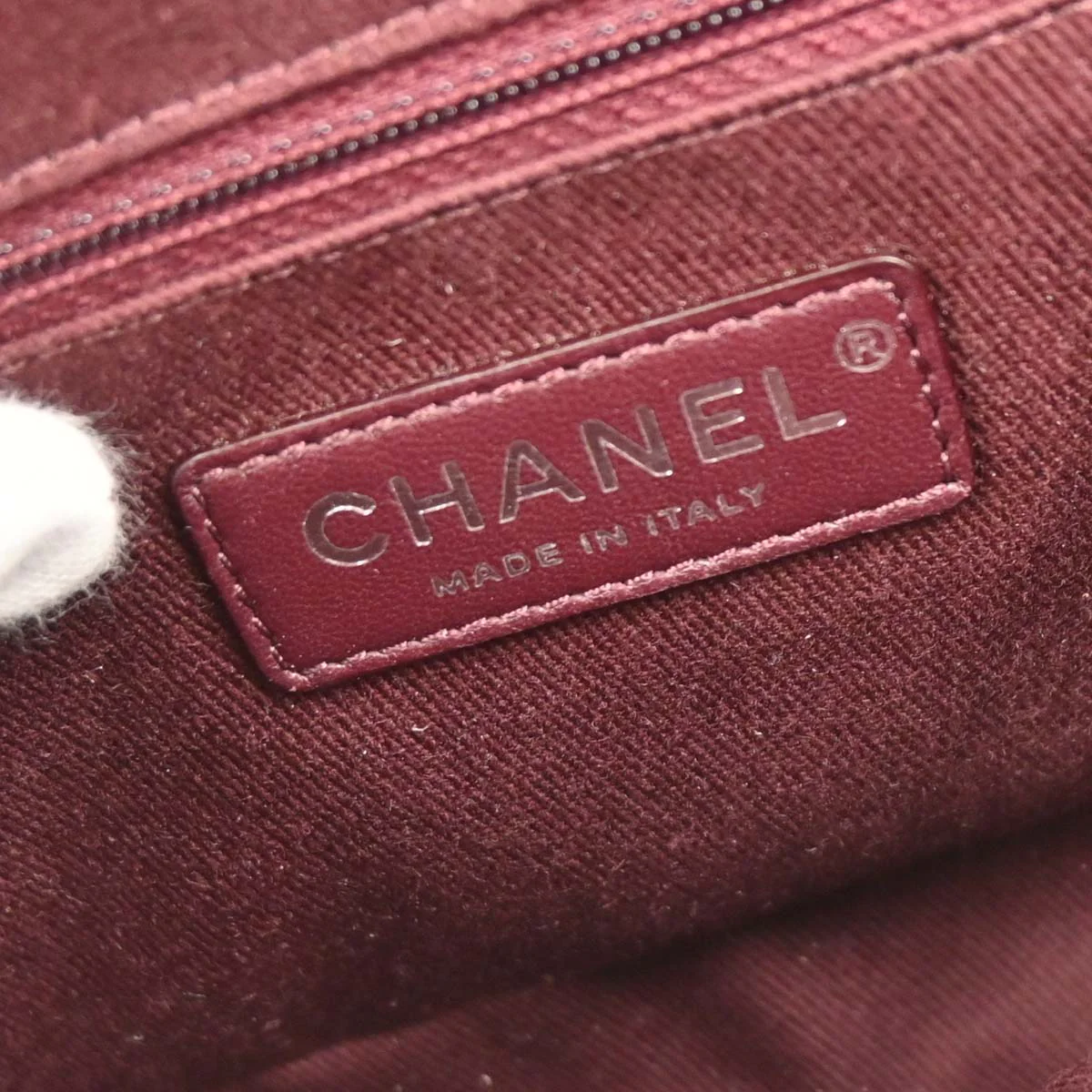 Chanel 2016-2017 Bordeaux Calfskin Day Trip Flap Shoulder Bag - Image 9