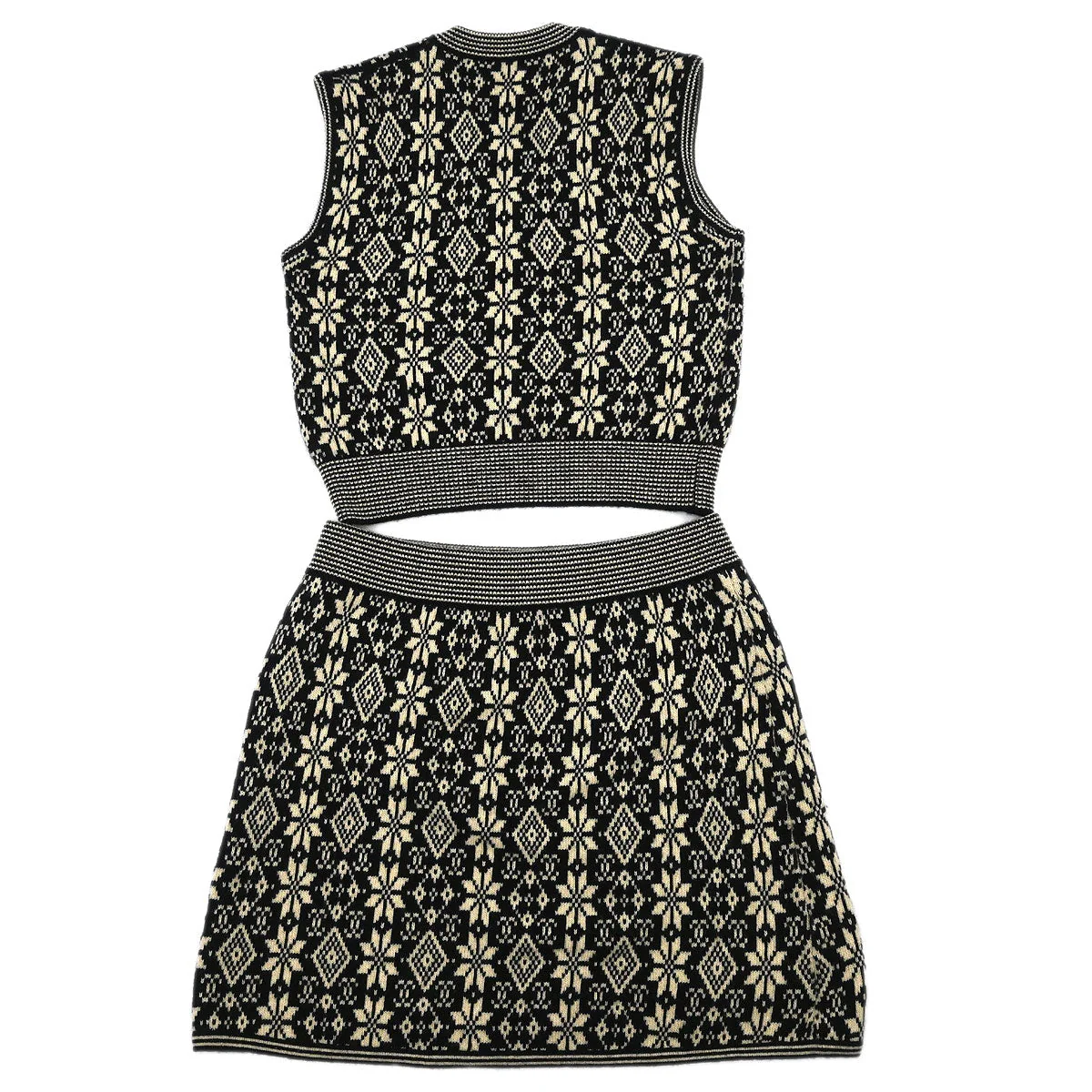 Chanel 2001 Knit Top Skirt Set Black #38 - Image 2
