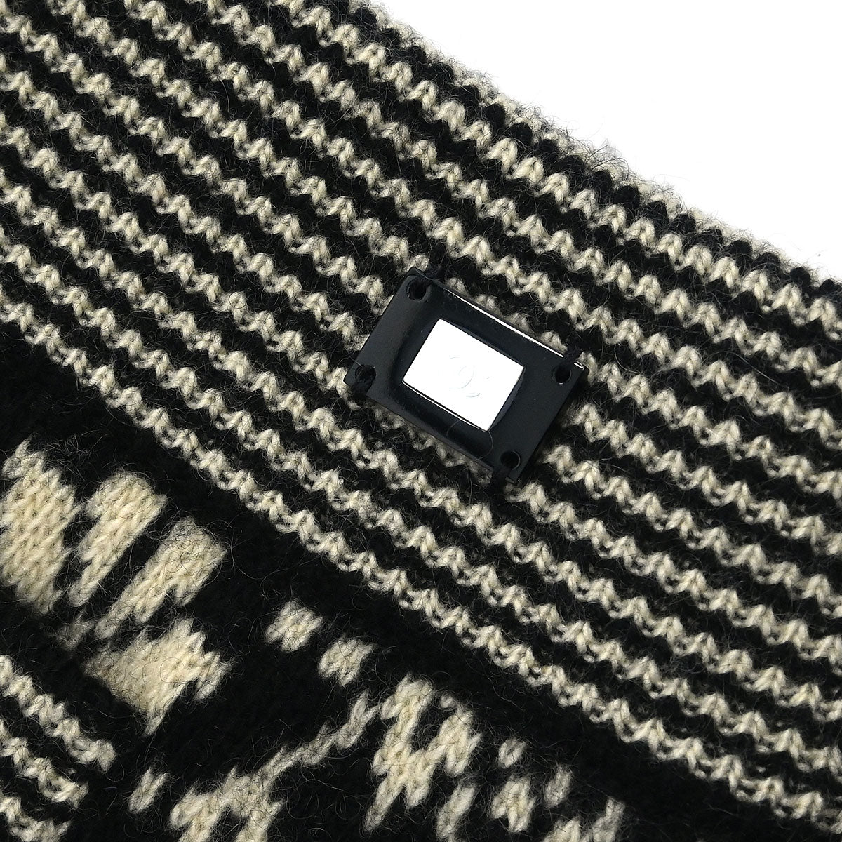 Chanel 2001 Knit Top Skirt Set Black #38 - Image 7