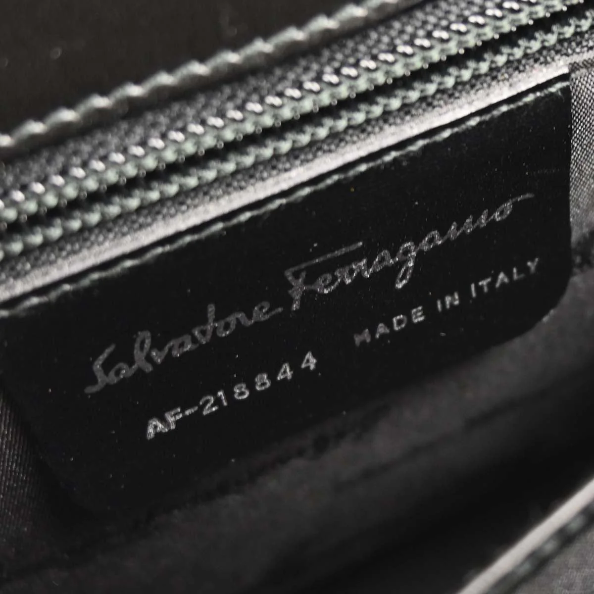 Salvatore Ferragamo Black Gancini 2way Shoulder Handbag - Image 10