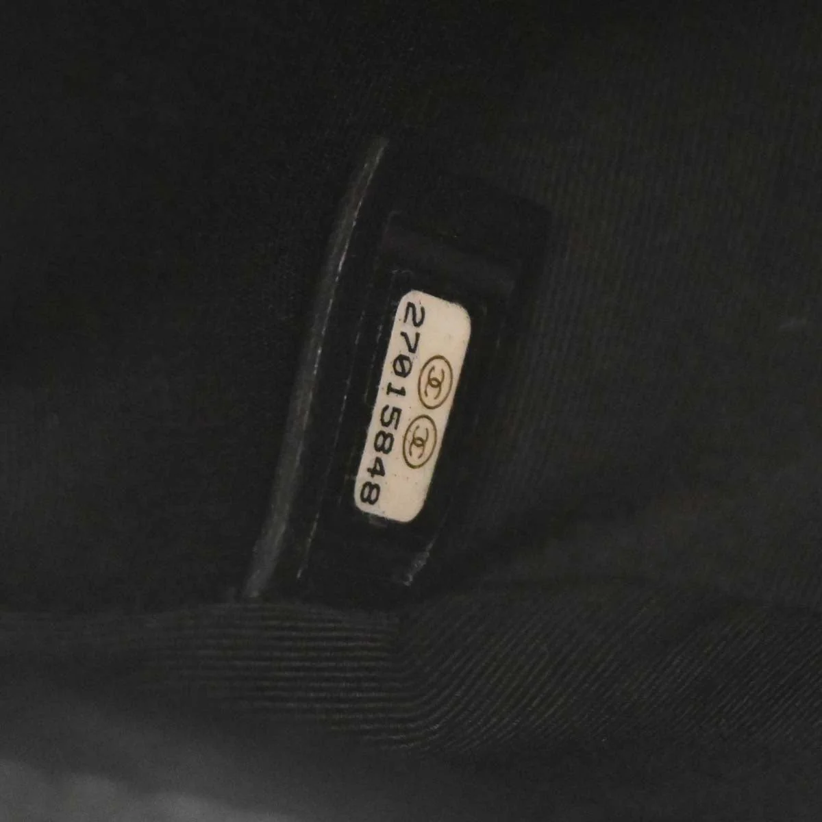Boy Chanel 2019 Black Caviar Medium Shoulder Bag - Image 10