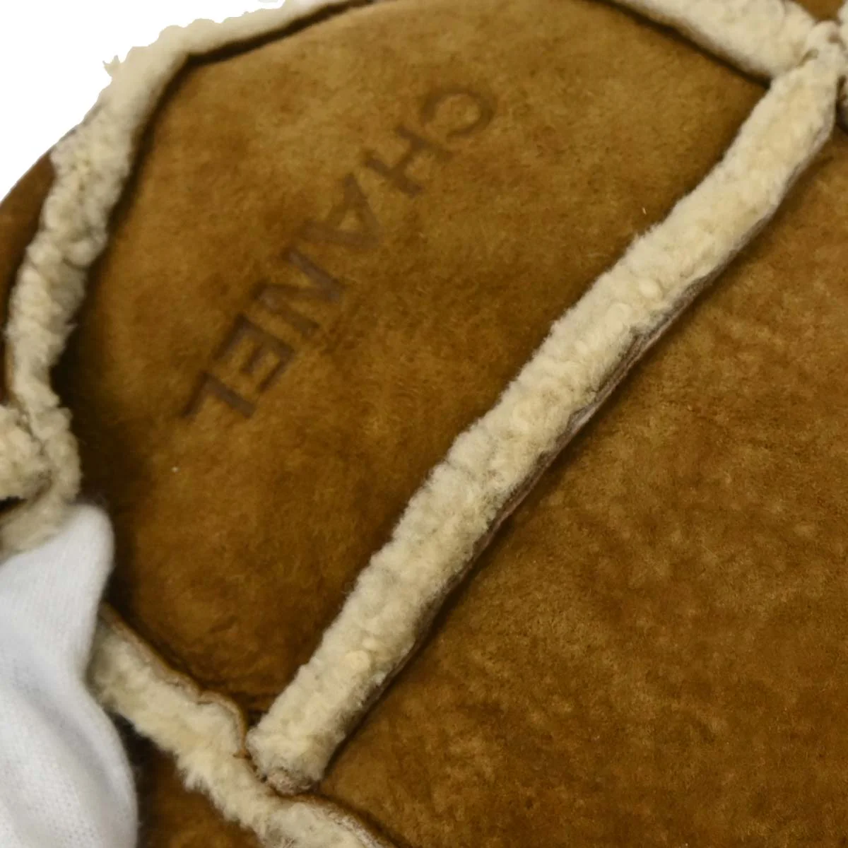 Chanel 2000-2001 Brown Sheepskin Shoulder Bag - Image 6