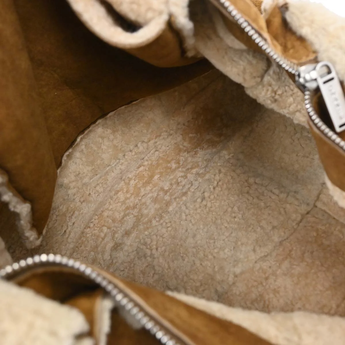 Chanel 2000-2001 Brown Sheepskin Shoulder Bag - Image 8