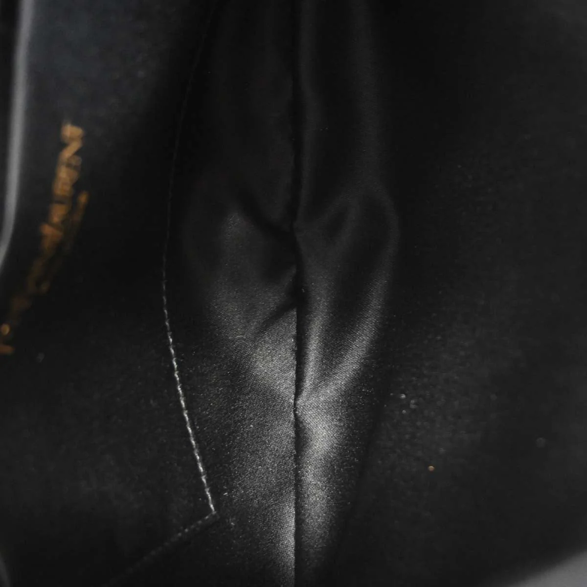 Yves Saint Laurent Navy Velvet Mombasa Handbag - Image 6