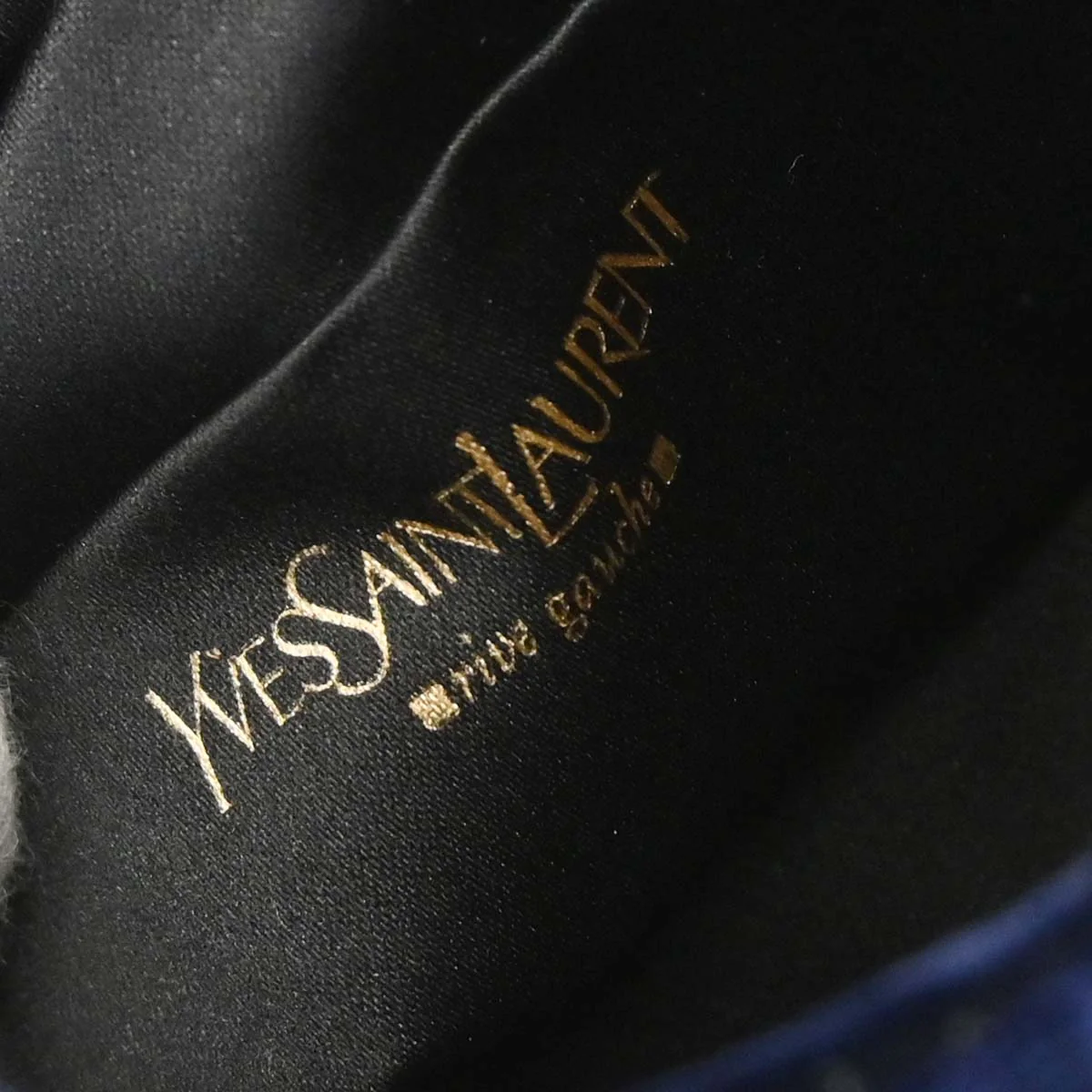 Yves Saint Laurent Navy Velvet Mombasa Handbag - Image 8
