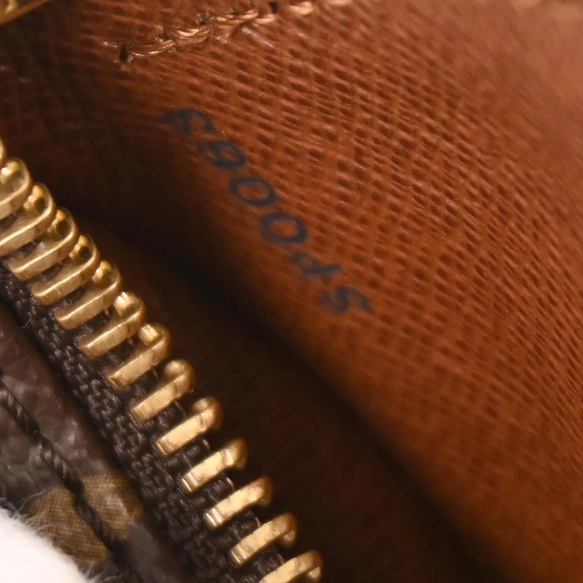 Louis Vuitton Monogram Papillon 30 Handbag M51385 - Image 10