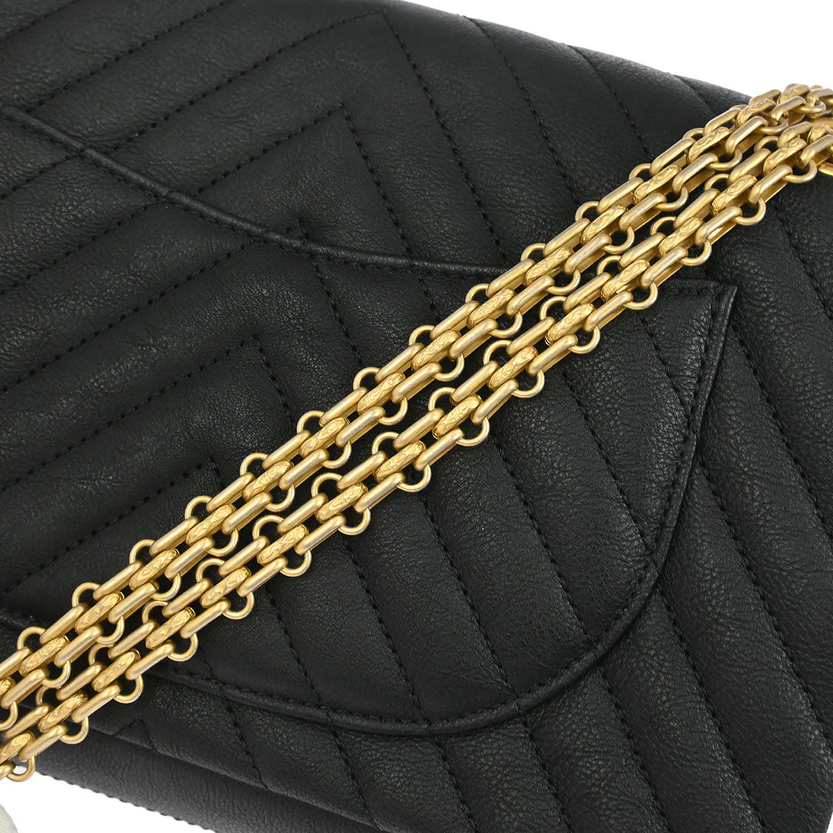 Chanel 2019 Black Calfskin 2.55 Chevron Classic Double Flap Shoulder Bag - Image 5