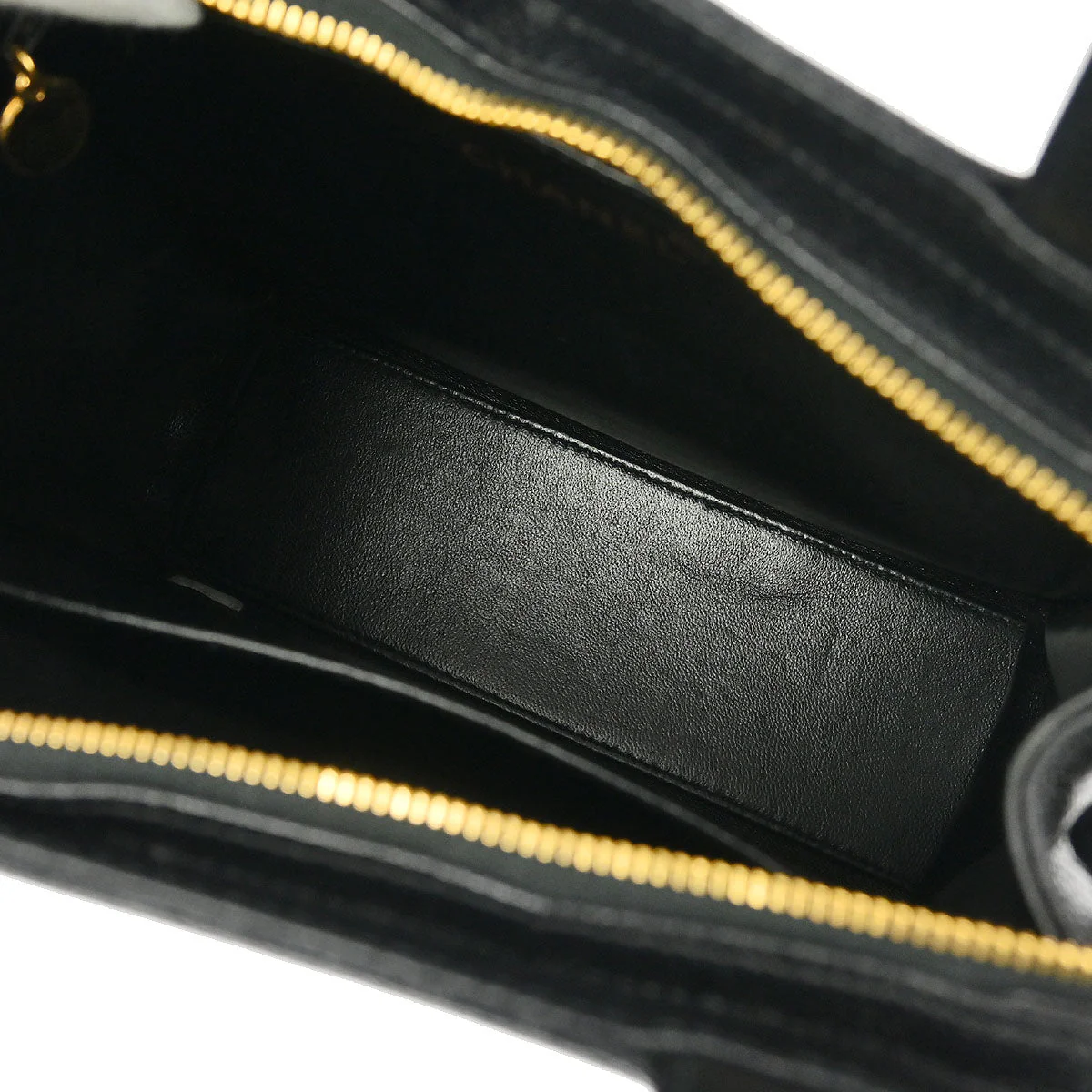 Chanel 1997-1999 Black Caviar Handbag - Image 7
