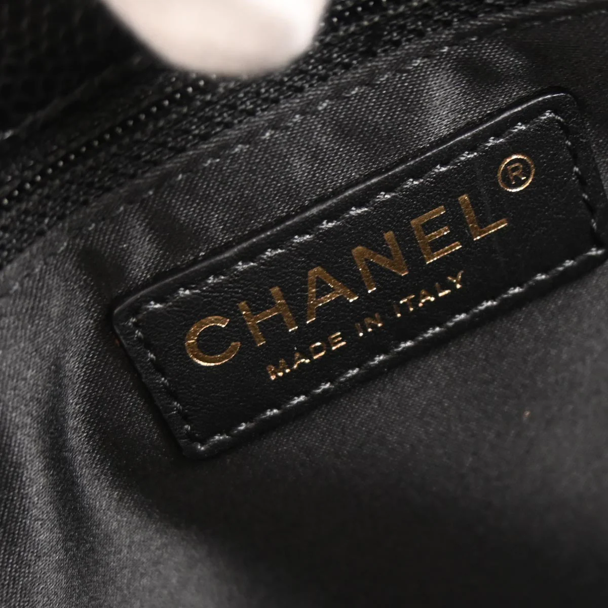 Chanel Black Caviar Skin Grand Shopping Tote GST Chain Handbag - Image 8