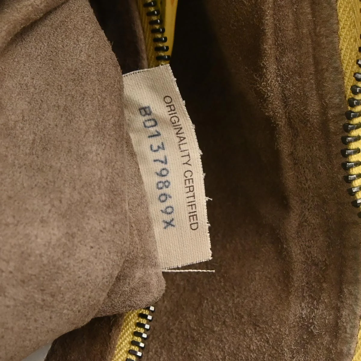 Bottega Veneta Yellow Lambskin Intrecciato Hobo Handbag - Image 10