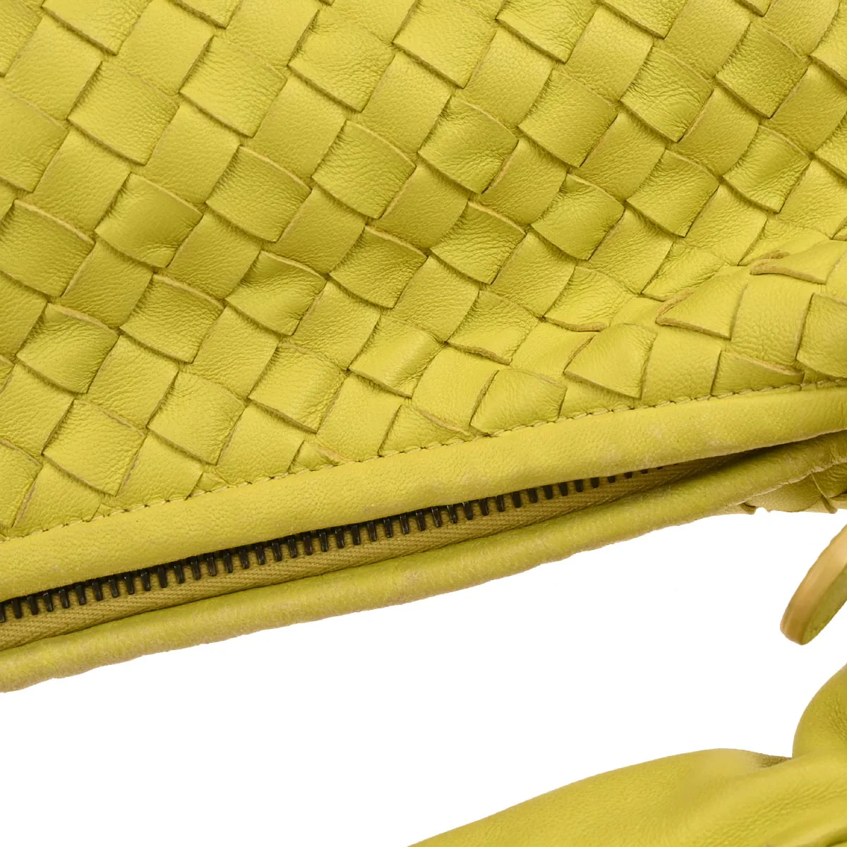 Bottega Veneta Yellow Lambskin Intrecciato Hobo Handbag - Image 4
