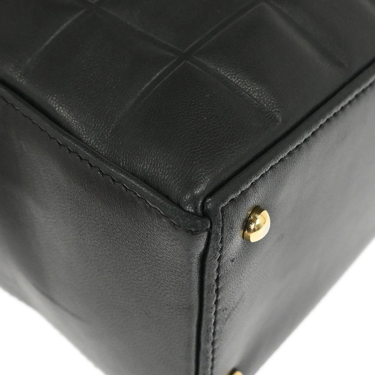Chanel 2002-2003 Black Lambskin Choco Bar Tote Handbag - Image 4
