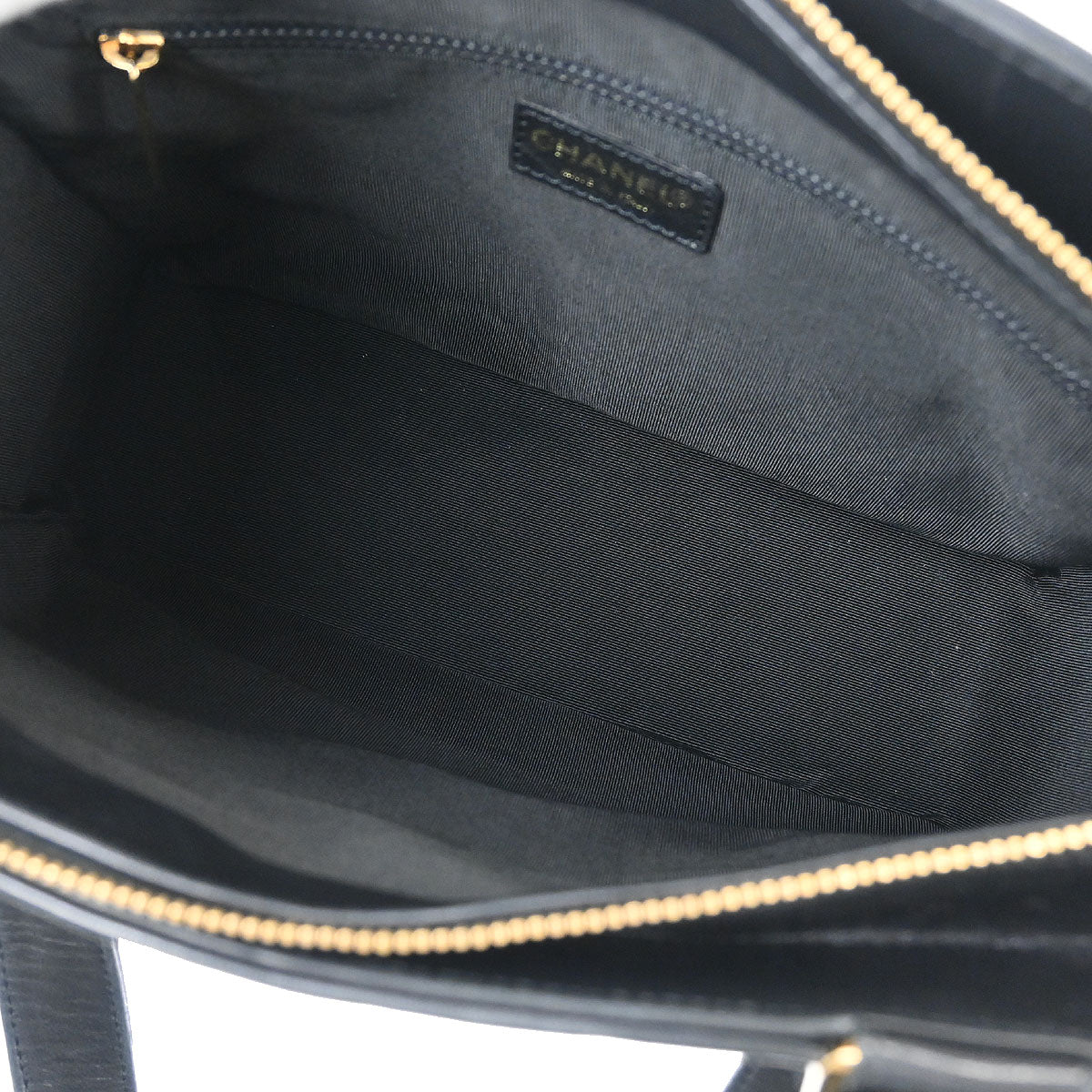 Chanel 2002-2003 Black Lambskin Choco Bar Tote Handbag - Image 9