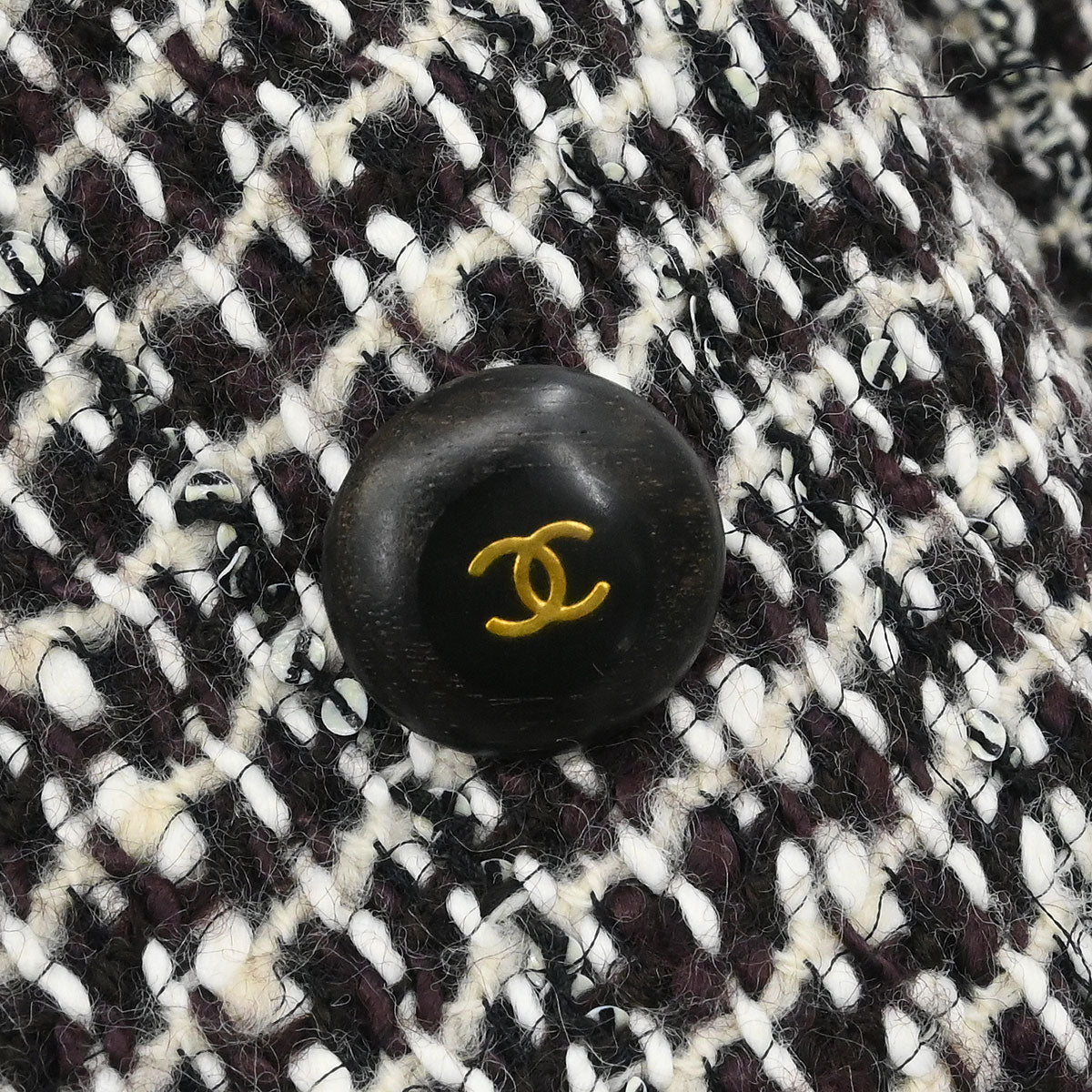 Chanel 2001 Coat Brown #38 - Image 5