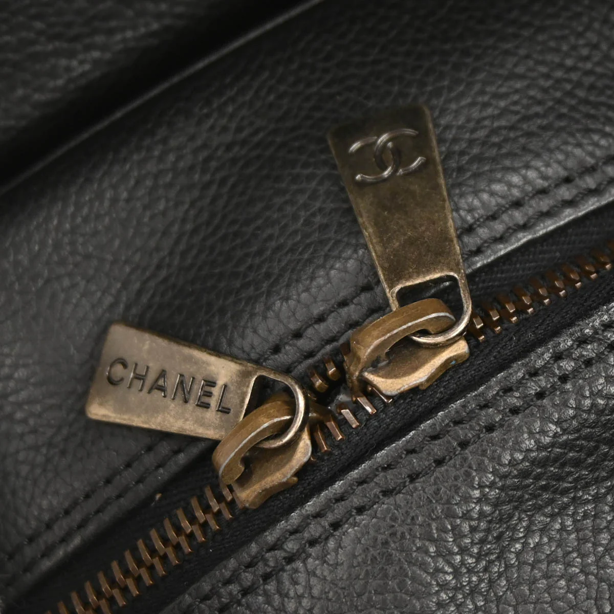 Chanel 2000-2002 Black Calfskin 2way Shoulder Tote Bag - Image 6