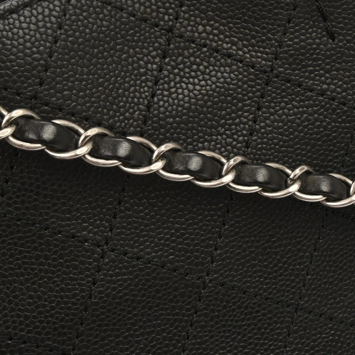 Chanel 2014 Black Caviar Skin Hampton 2way Shoulder Tote Bag - Image 6
